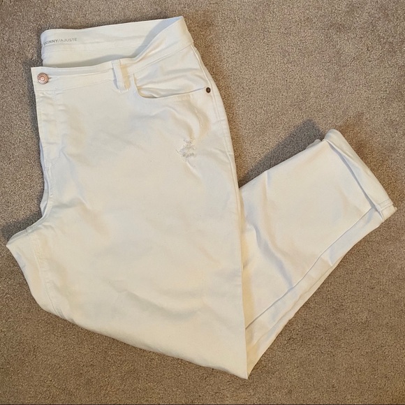 Old Navy Skinny Boyfriend Jeans - Picture 1 of 5